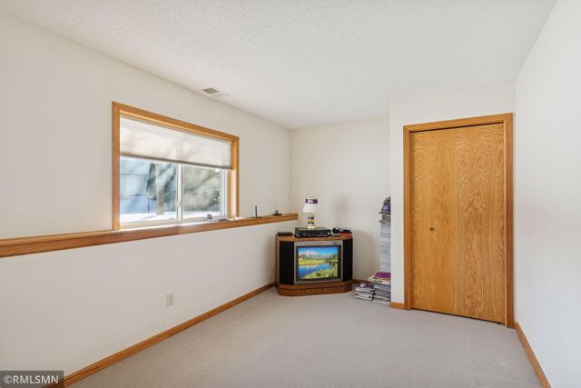 8238 Palmgren Avenue NE, Elk River, MN 55330