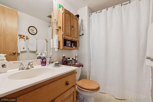 8238 Palmgren Avenue NE, Elk River, MN 55330