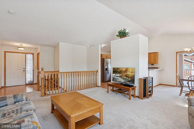 8238 Palmgren Avenue NE, Elk River, MN 55330