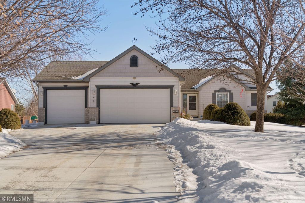 8238 Palmgren Avenue NE, Elk River, MN 55330