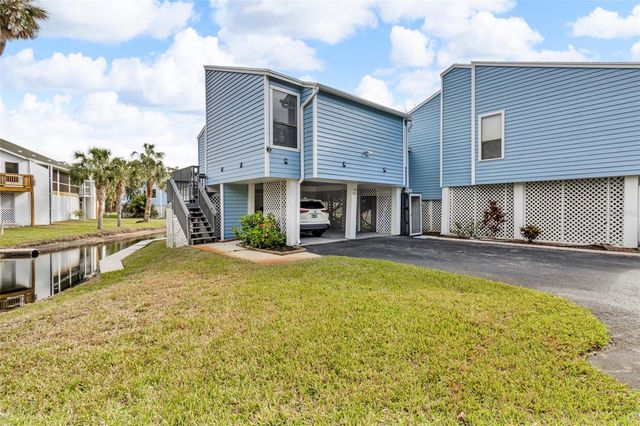 11961 W EDGEVIEW COURT 11961, Crystal River, FL 34429
