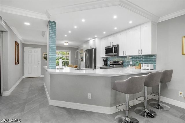 773 Wiggins Lake DR 2, Naples, FL 34110