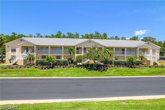 773 Wiggins Lake DR 2, Naples, FL 34110