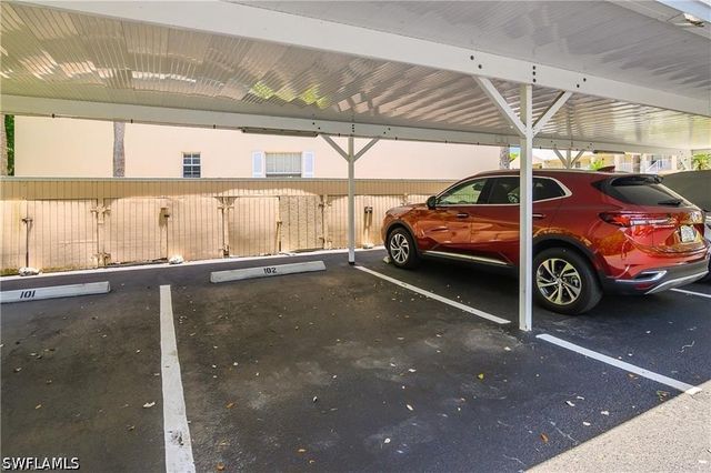 773 Wiggins Lake DR 2, Naples, FL 34110