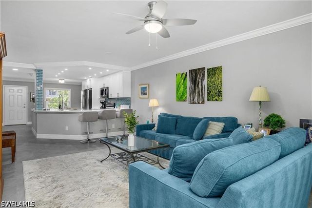 773 Wiggins Lake DR 2, Naples, FL 34110