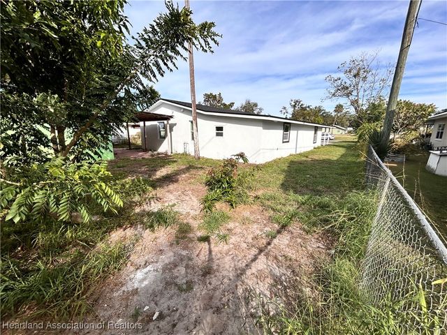 804 S 8th Avenue, Wauchula, FL 33873