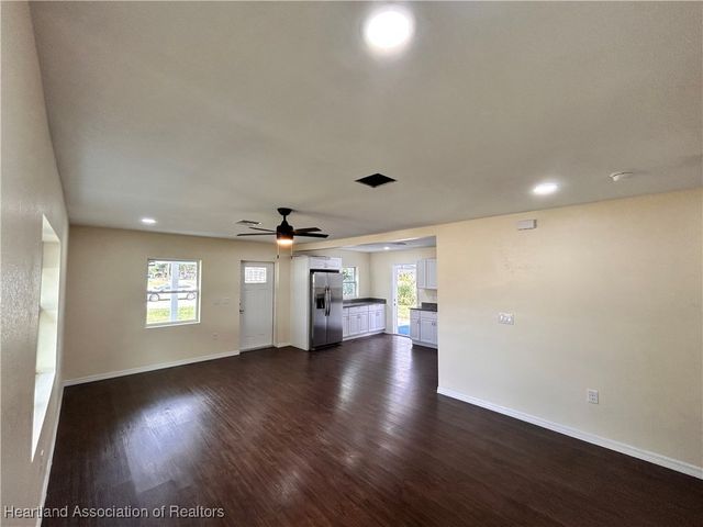 804 S 8th Avenue, Wauchula, FL 33873