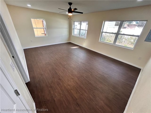 804 S 8th Avenue, Wauchula, FL 33873