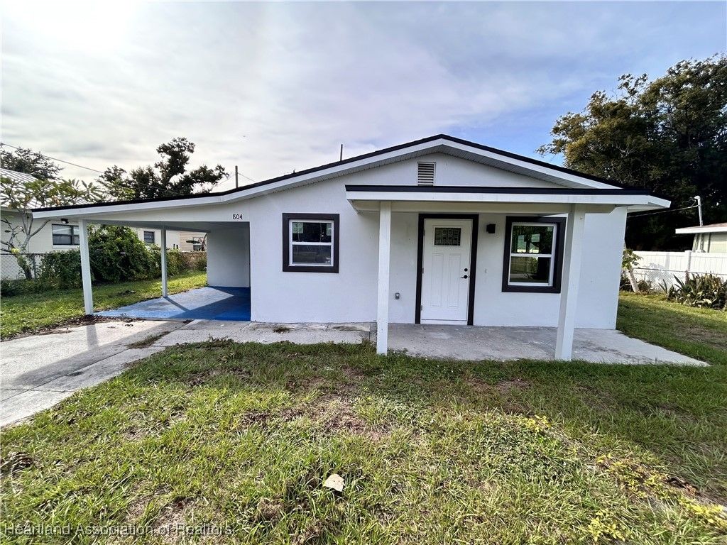 804 S 8th Avenue, Wauchula, FL 33873