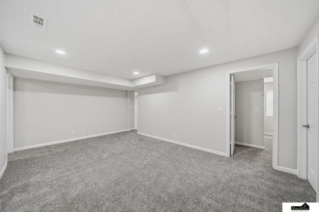 2500 Surrey Court, Lincoln, NE 68512