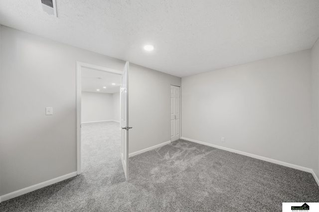 2500 Surrey Court, Lincoln, NE 68512
