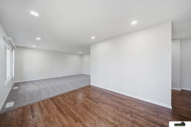 2500 Surrey Court, Lincoln, NE 68512