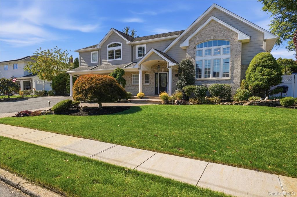 72 Wenwood Drive, Massapequa Park, NY 11762 — photo 5