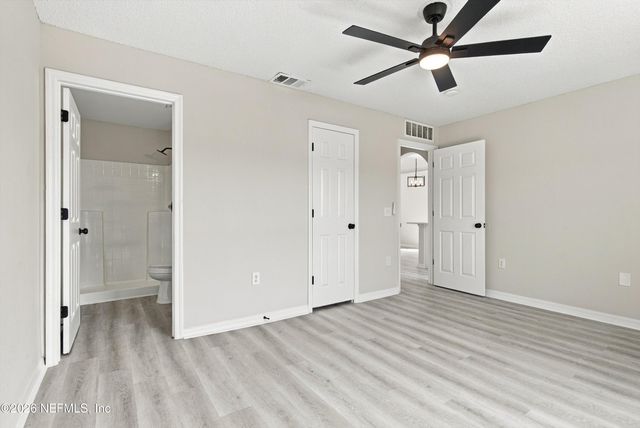 6614 GENTLE OAKS Drive N, Jacksonville, FL 32244