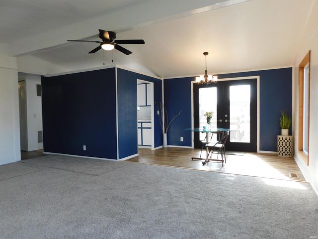 1082 S Old US HWY 31, Rochester, IN 46975