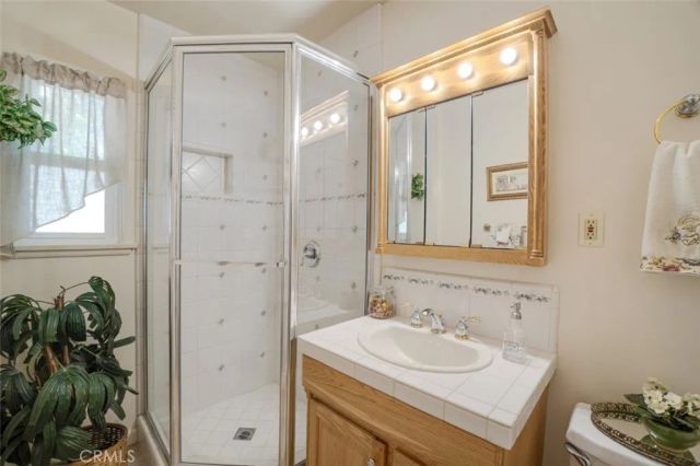 4635 Willalee Avenue, La Crescenta, CA 91214