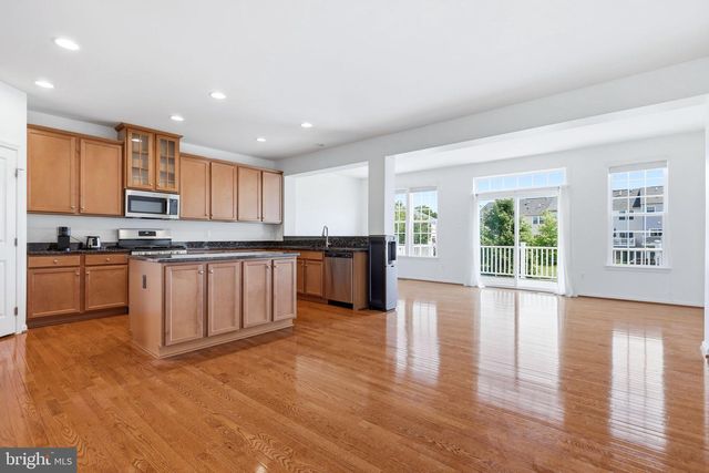 22920 LACEY OAK TER, Sterling, VA 20166