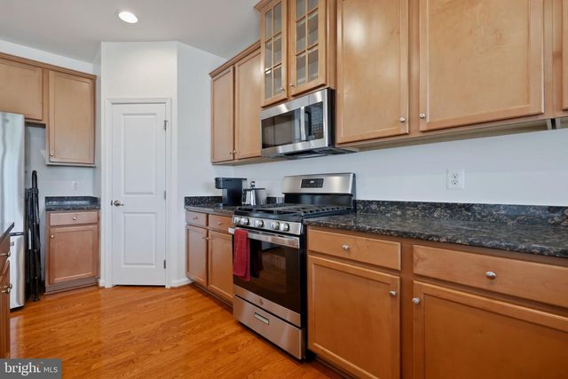 22920 LACEY OAK TER, Sterling, VA 20166