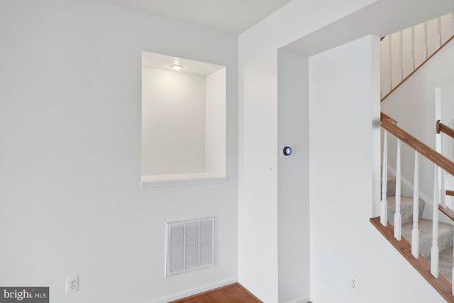 22920 LACEY OAK TER, Sterling, VA 20166