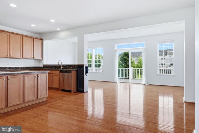 22920 LACEY OAK TER, Sterling, VA 20166