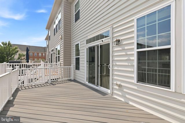 22920 LACEY OAK TER, Sterling, VA 20166