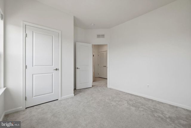 22920 LACEY OAK TER, Sterling, VA 20166