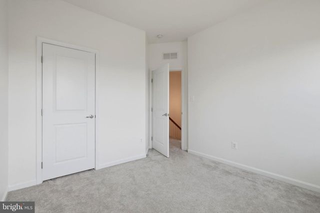 22920 LACEY OAK TER, Sterling, VA 20166