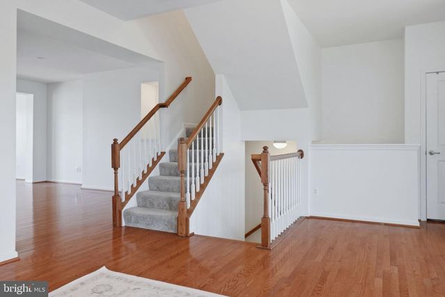 22920 LACEY OAK TER, Sterling, VA 20166