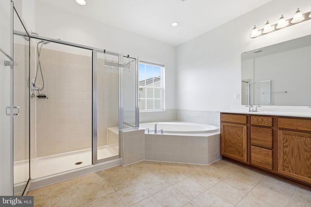 22920 LACEY OAK TER, Sterling, VA 20166