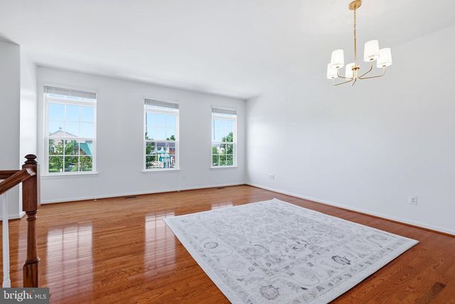 22920 LACEY OAK TER, Sterling, VA 20166