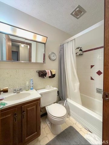 1917 NORTHVIEW Boulevard, Kokomo, IN 46901