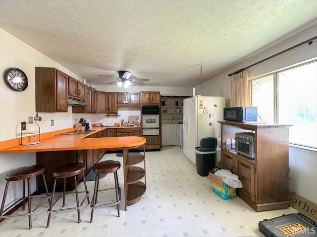 1917 NORTHVIEW Boulevard, Kokomo, IN 46901