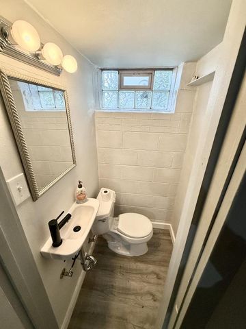 4009 S 5th STREET, Milwaukee, WI 53207