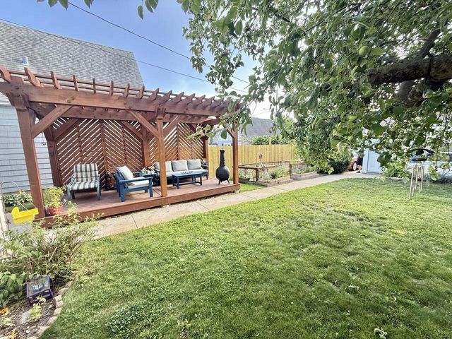 4009 S 5th STREET, Milwaukee, WI 53207