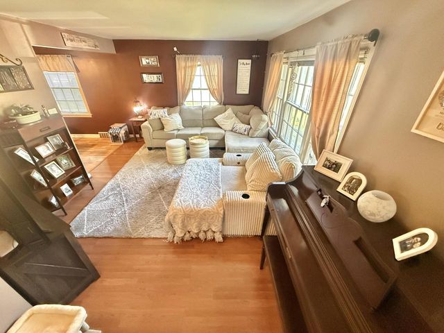 4009 S 5th STREET, Milwaukee, WI 53207