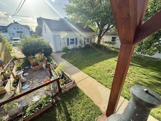 4009 S 5th STREET, Milwaukee, WI 53207
