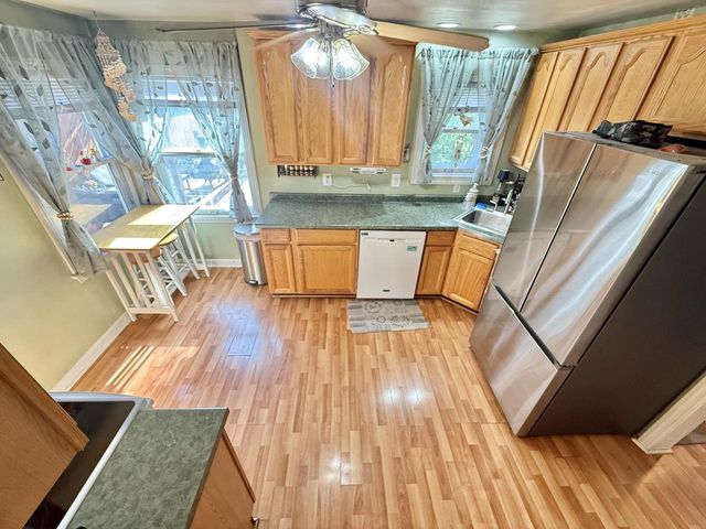 4009 S 5th STREET, Milwaukee, WI 53207