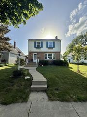 4009 S 5th STREET, Milwaukee, WI 53207