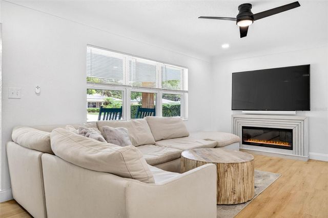 9836 52ND TERRACE N, St Petersburg, FL 33708
