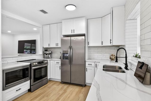 9836 52ND TERRACE N, St Petersburg, FL 33708