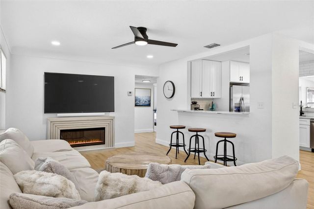 9836 52ND TERRACE N, St Petersburg, FL 33708