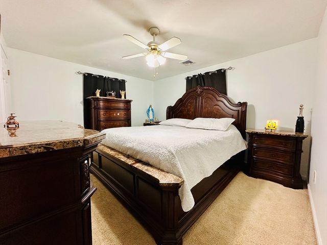 62 Edgemere Blvd, Shrewsbury, MA 01545