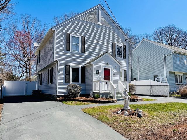 62 Edgemere Blvd, Shrewsbury, MA 01545