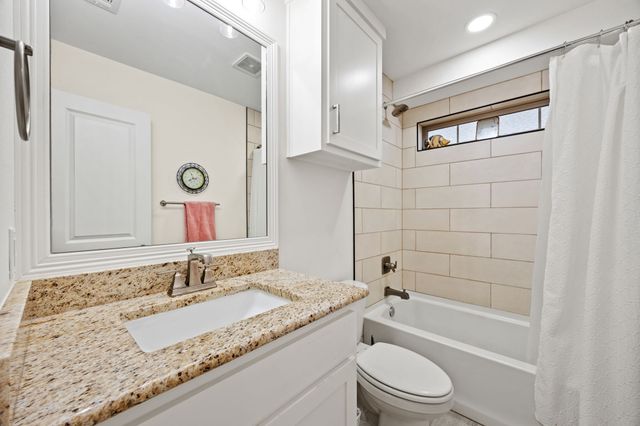949 Avagail, Springtown, TX 76082