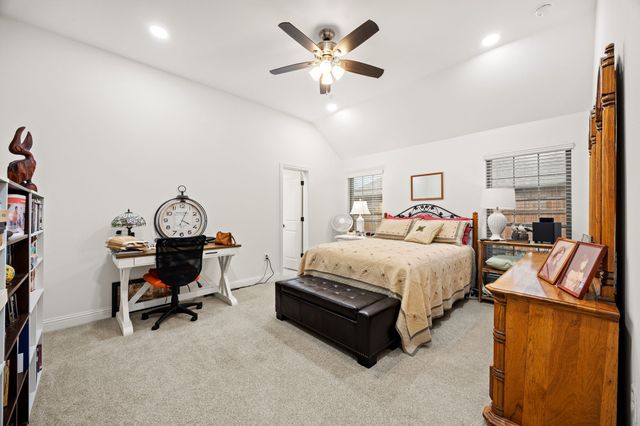 949 Avagail, Springtown, TX 76082