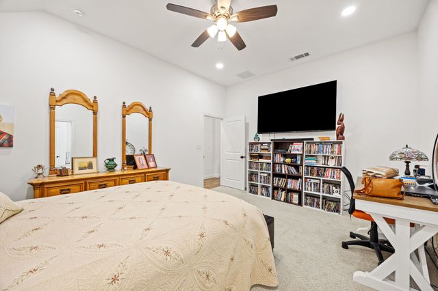 949 Avagail, Springtown, TX 76082
