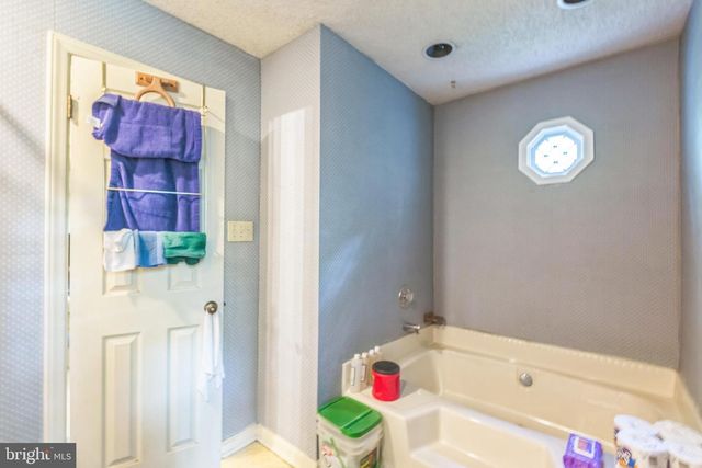 10482 ESQUIRE LN, King George, VA 22485