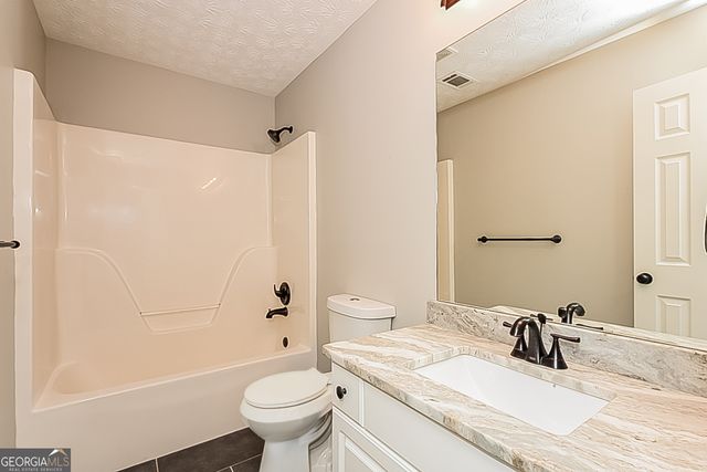 60 Berkshire Run, Covington, GA 30016