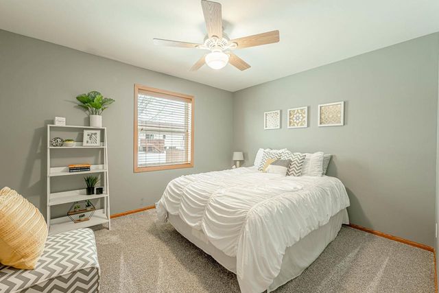 3281 Edmonton Drive, Sun Prairie, WI 53590