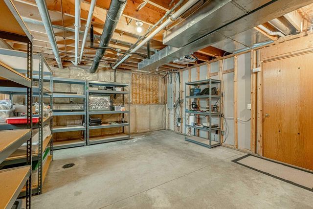 3281 Edmonton Drive, Sun Prairie, WI 53590